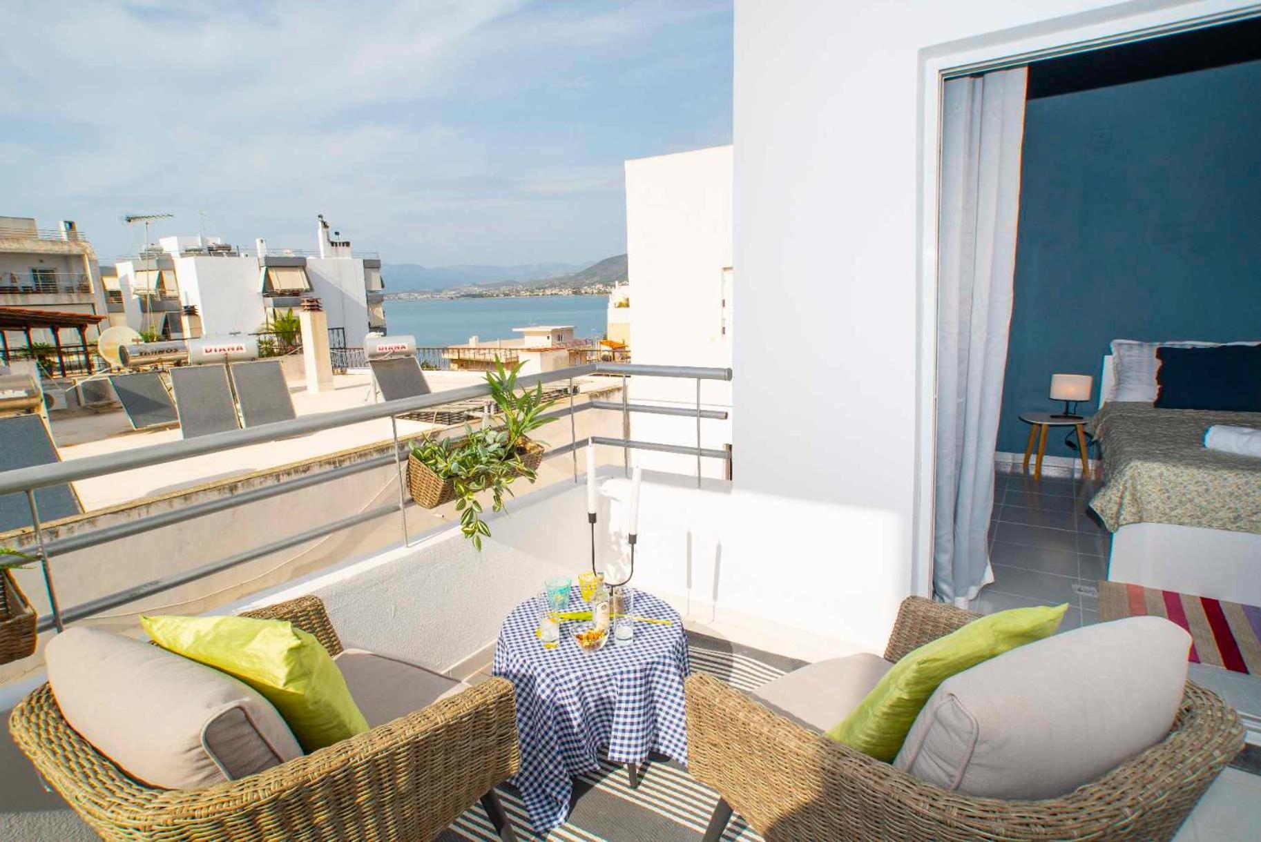 Top Floor Apartment In Chalkís Exteriér fotografie
